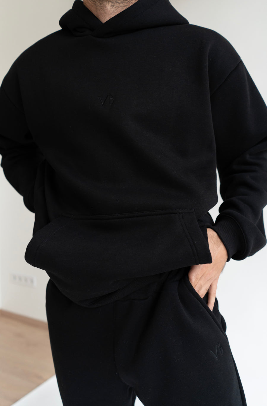 VB UNISEX SWEATPANTS BLACK