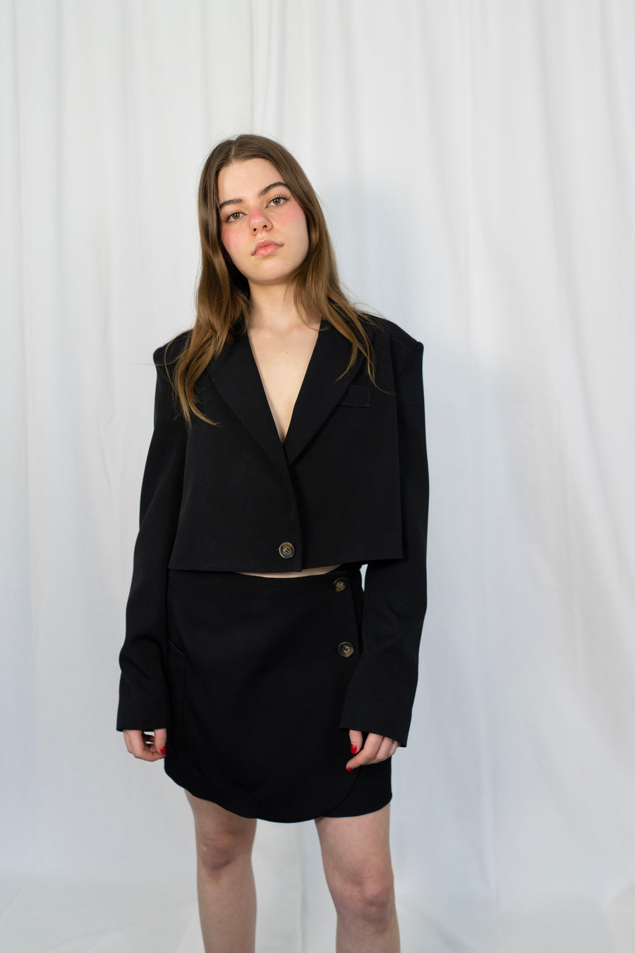 THE OVER LAP BUTTONED SKIRT BLACK