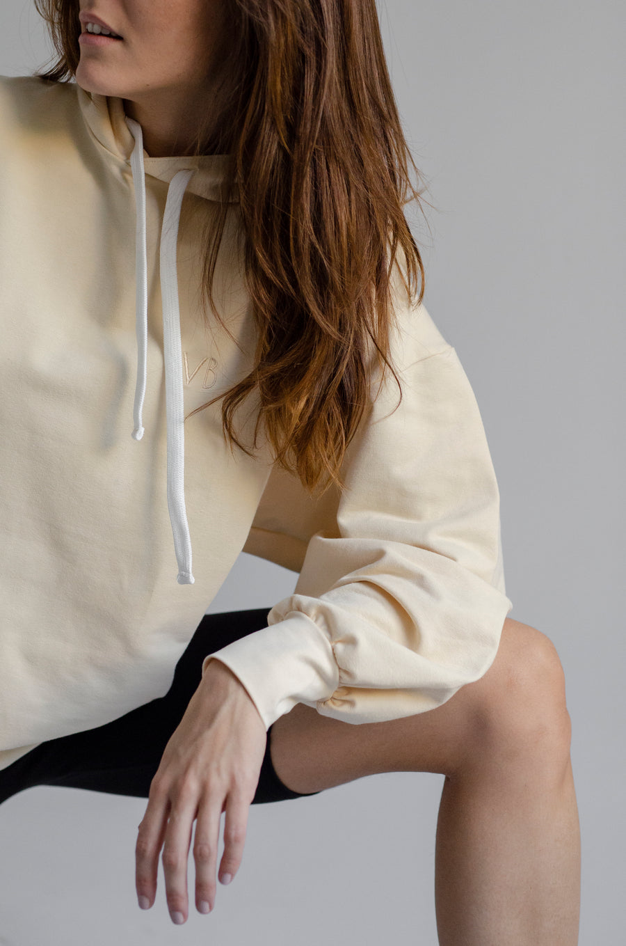 #8 THE LONG HOODIE VANILLA