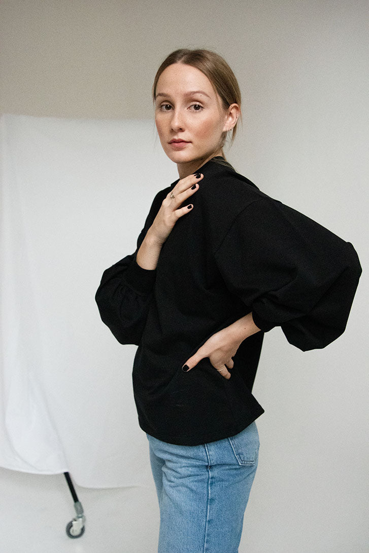 #5 THE PUFF SLEEVE SWEATER BLACK