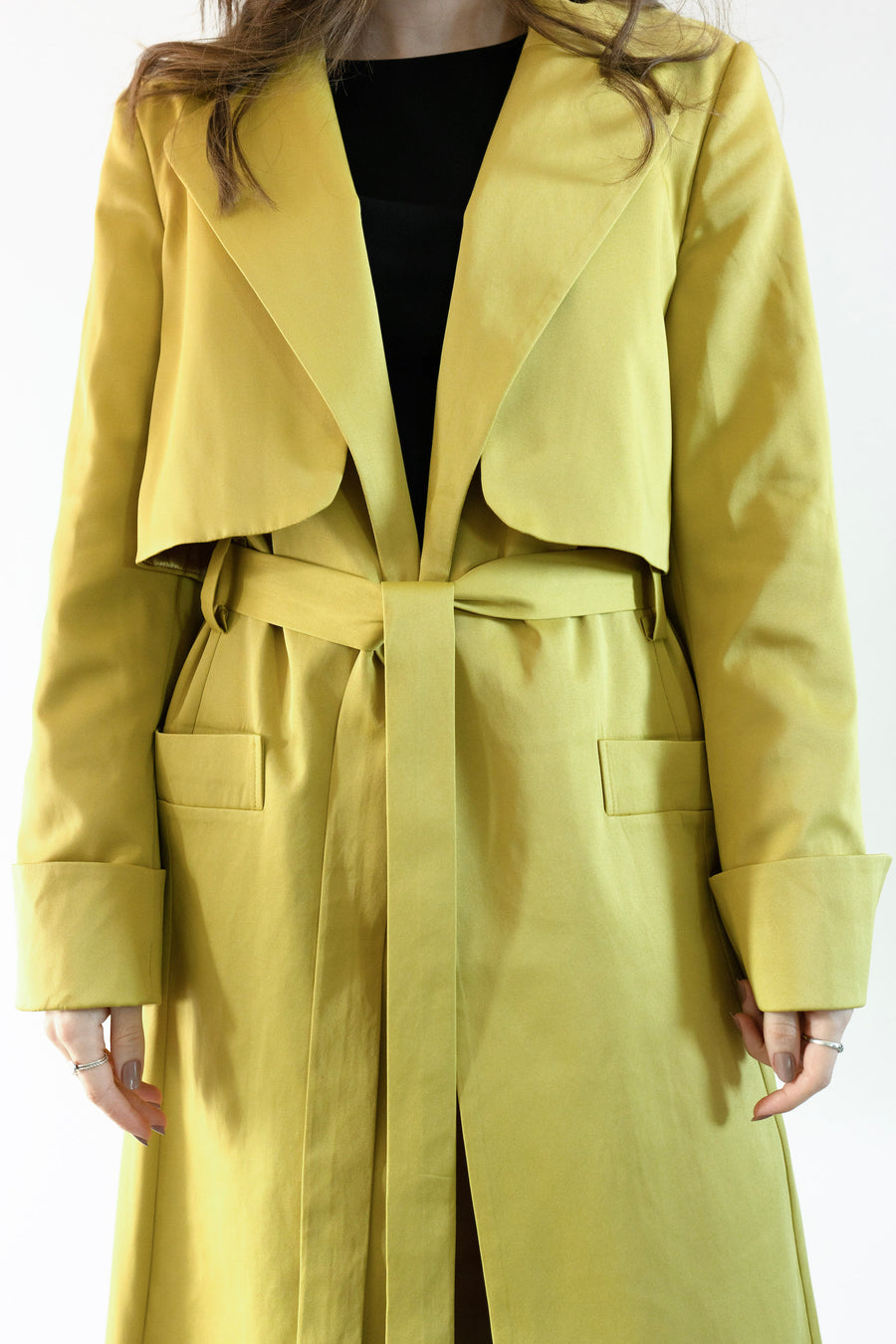 THE TRENCH COAT