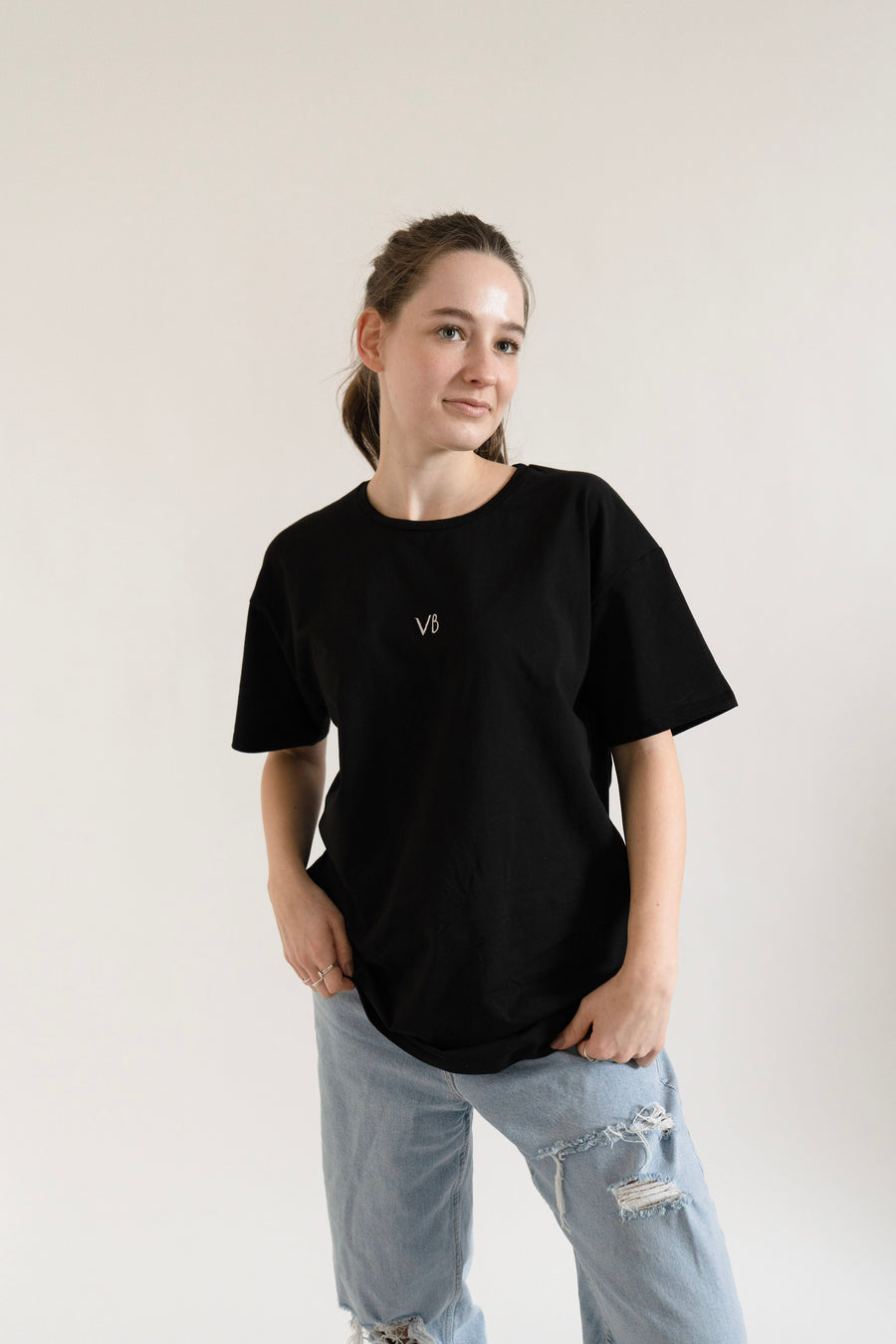 #26 THE UNISEX TEE